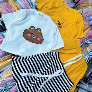 SET ĐỒ NỮ ÁO THUN CROPTOP PHỐI QUẦN SHORT KẺ SỌC GẤU THÊU - AUSA HOUSE