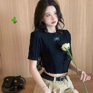 ÁO THUN NỮ CROPTOP LOGO VIỀN NỔI THUN GÂN - AUSA HOUSE