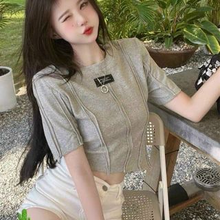ÁO THUN NỮ CROPTOP LOGO VIỀN NỔI THUN GÂN - AUSA HOUSE