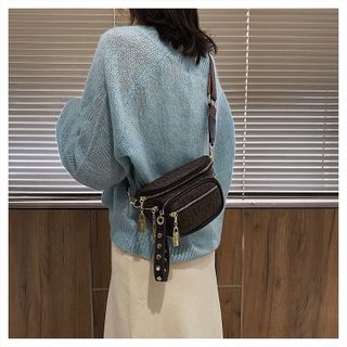 TÚI BAO TỬ ĐEO CHÉO ĐEO VAI HỌA TIẾT MK 2 NGĂN - AUSA HOUSE