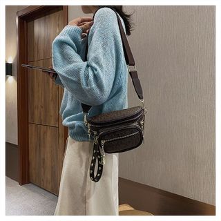 TÚI BAO TỬ ĐEO CHÉO ĐEO VAI HỌA TIẾT MK 2 NGĂN - AUSA HOUSE