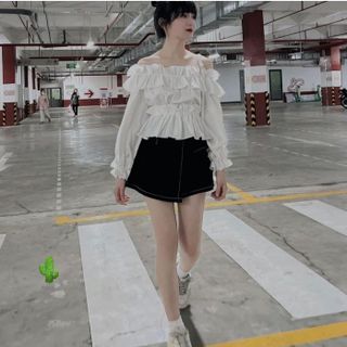 ÁO NỮ TIỂU THƯ BẸT VAI BÈO NHÚM - AUSA HOUSE