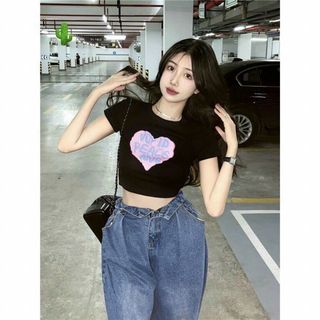 ÁO THUN NỮ CROPTOP CỔ TRÒN TAY NGẮN IN TIM PEACE LOVE - AUSA HOUSE