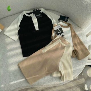 ÁO THUN NỮ CROPTOP CỔ TRÒN TAY NGẮN PHỐI MÀU CỔ ĐƠM NÚT - AUSA HOUSE
