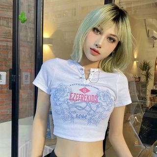 ÁO THUN NỮ CROPTOP CỔ TRÒN TAY NGẮN EZEFREKIDS ROSE - AUSA HOUSE