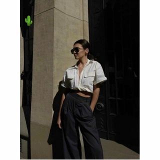 ÁO NỮ SƠ MI CROPTOP TRẮNG XOẮN EO TAY LỠ - AUSA HOUSE