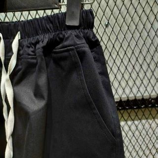 QUẦN SHORT NAM KAKI TÚI KHÓA MÓC TRÒN - AUSA HOUSE