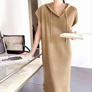 ĐẦM NỮ SUÔNG NỈ TĂM LEN TAY NHÍ CÓ MŨ FORM RỘNG - AUSA HOUSE