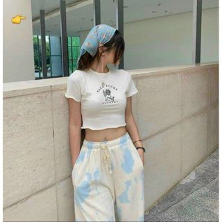 ÁO THUN NỮ CROPTOP CỔ TRÒN TAY NGẮN SAKE POCHE - AUSA HOUSE