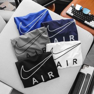 Tshirt Nik2e thun poly 4c xịn. 85k Vải hãng đẹp mịn mát, trơn láng, co giãn 4 chiều thoải mái. Size : m l xl 2xl Ri 2222 Tách nửa ri được