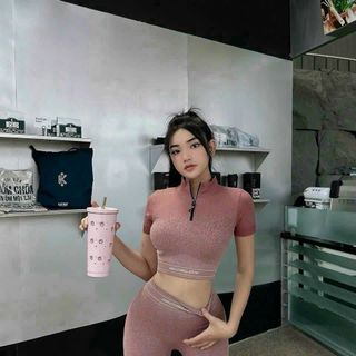 Set ngố crop íso cát mới nhất 2024 Thể Thao cao cấp Siêu Đẹp Giá Sỉ,