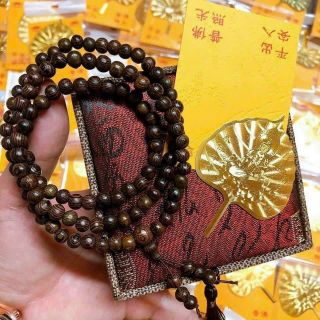 Vòng trầm hương phong thủy
