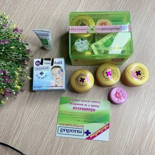 Bộ trị Mụn Tàn Nhang Nám Dưỡng Trắng Yanhee Xanh lá