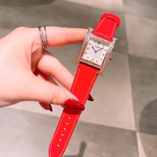 ĐỒNG HỒ DA NỮ THỜI TRANG VUÔNG VH