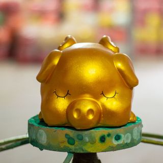 Lợn Thạch Cao - Heo Thạch Cao Tiết Kiệm - Cánh Tiên Vàng Đồng