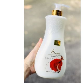 Sữa Tắm Salome Sáng Da Tinh Chất Hoa Hồng Đỏ - 900ml giá sỉ