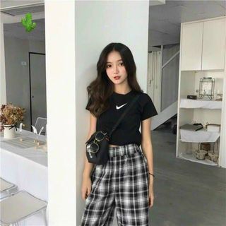 ÁO THUN NỮ CROPTOP CỔ TRÒN TAY NGẮN LƯỠI LIỀM - AUSA HOUSE