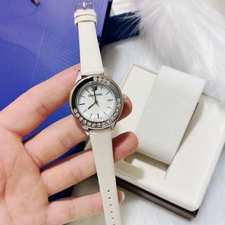 Đồng hồ da mới viền đá