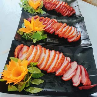 LƯỜN NGỖNG XÔNG KHÓI NGA