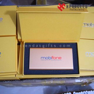 pin sạc dự phòng in logo, pin sạc dự phòng khắc tên, chữ, slogan. Đa dạng kiểu mẫu, miễn phí thiết kế, in ấn theo yêu cầu.