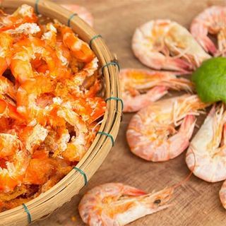 TÔM KHÔ CÀ MAU SIZE TRUNG 250G, ĐẶC SẢN LÀM QUÀ - WINNIE HOUSE