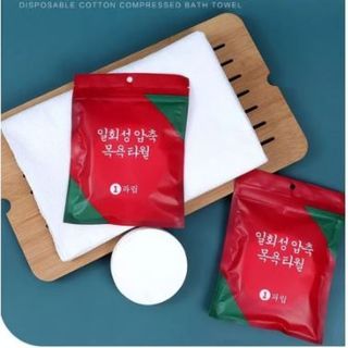 KHĂN TẮM, KHĂN NÉN 70X100CM HÀN QUỐC MÀU ĐỎ
