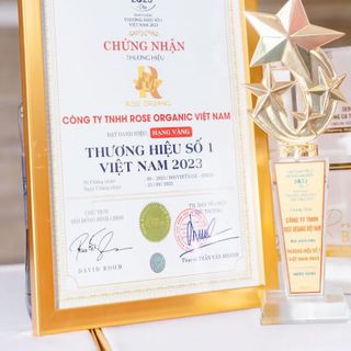 Sữa Rửa Mặt Cúc La Mã