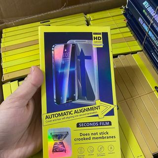 Cường lực tự dán iphone lượng tốt - Thanh lý (full hộp)