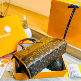 Túi xách quảng châu Set Công Sở Kèm Ví Full Box - 02B5426  (Chuyên sỉ túi xách sll, balo, ví, thắt lưng, túi Laptop)
