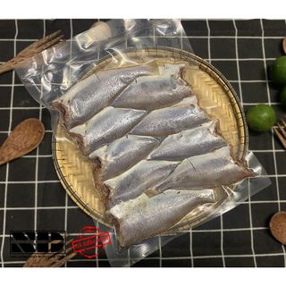[ 18-20 con/kg ] Cá đù nguyên 1 nắng, vị lạt vừa ăn, không bị mặn