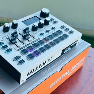 Soundcard X7 Mới Nhất 2024 - Hỗ Trợ Micro 48V, Tích Hợp Hiệu Ứng Auto Tune, Điều Chỉnh Giọng Hát, Nhiều Hiệu Ứng Âm Thanh Cao Cấp