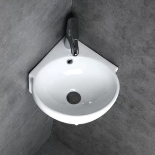 Lavabo treo tường mini phù hợp với không gian nhà tắm nhỏ mã W05C