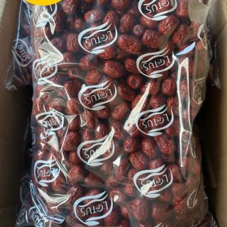 Táo đỏ Tân Cương các size