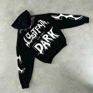 Áo hoodie tay phồng nách rộng in nổi LOST for LIFE nón 2 lớp vải chính from 75kg. Giá sỉ - giá bán buôn