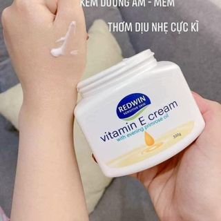Kem dưỡng da mềm mịn redwin Vitamin E Cream 300g