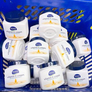 Kem dưỡng da mềm mịn redwin Vitamin E Cream 300g