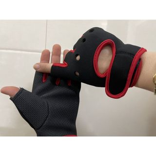 Găng Tay Tập Gym,nâng đẩy Tạ,hít đất,Đu Xà sports goods nam nữ đều tập được