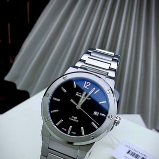 SALVATOERR FERRAGAMOO F-80