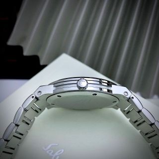 SALVATOERR FERRAGAMOO F-80