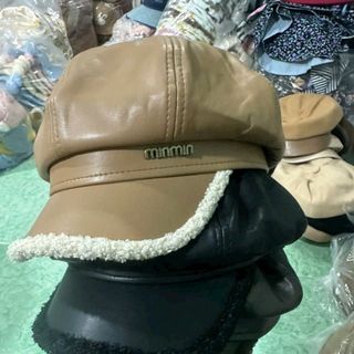 Mũ beret đủ mẫu có lông xù ở viền nón QC