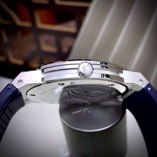 SALVATOREE FERRAGAMO F-80