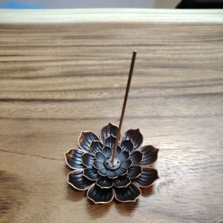 Trầm đàn hương không tăm