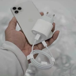 Sạc nhanh iPhone 20w
