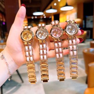 Đồng hồ chanelss lắc dmi