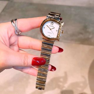 Đồng hồ lắc mới anger đẹp nhé