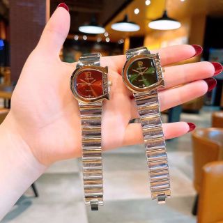 Đồng hồ lắc mới anger đẹp nhé