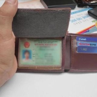 Ví Ngang Nam Levis Bóp Nam Bỏ Vừa Các Loại Giấy Tờ,Có Khóa Kéo, 3 Ngăn Lớn 7 Ngăn Nhỏ