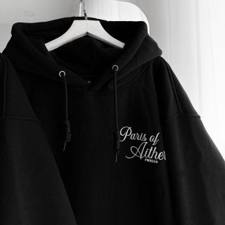 Áo hoodie chất nỉ mềm mịn, nón 2 lớp lót vải cùng màu, hình in nổi chữ Peris of Aither, có túi trước. Giá sỉ - giá bán buôn