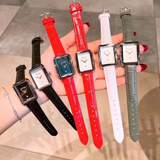 Đồng hồ da nữ rẻ mới