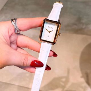 Đồng hồ da nữ rẻ mới